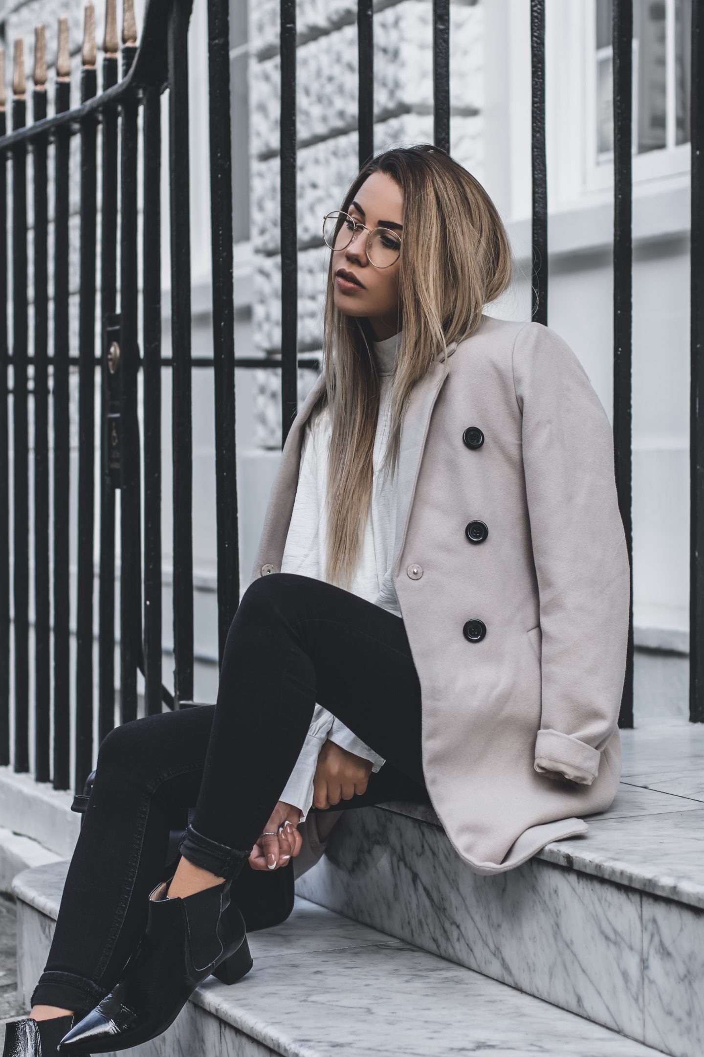 boohoo outerwear blogger, copper garden